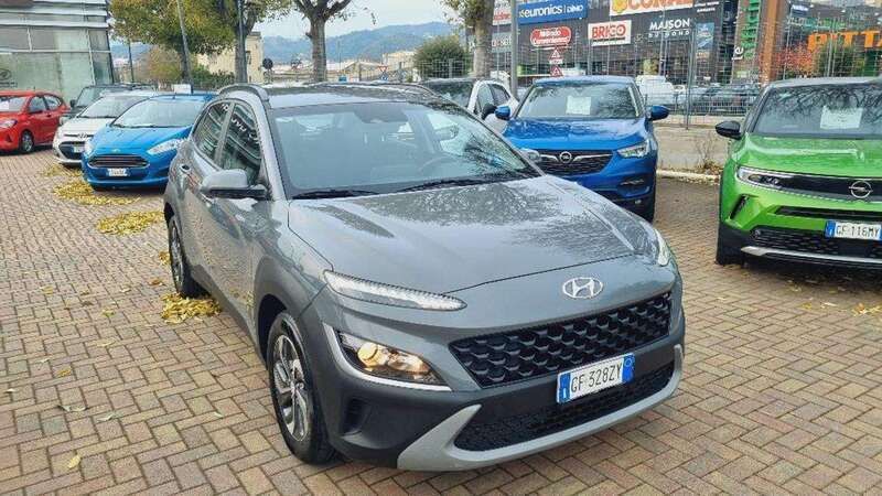 Usata Hyundai Kona 105 CV (77 kW) 2021 Grigio scuro SUV