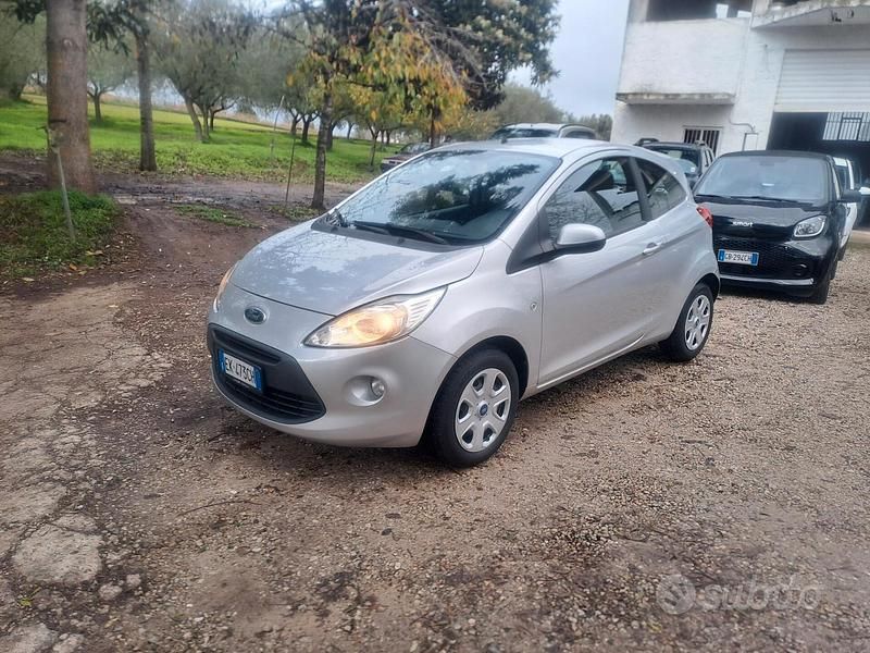 Usata Ford Ka Plus Titanium 75 CV (55 kW) 2011 Grigio Utilitaria