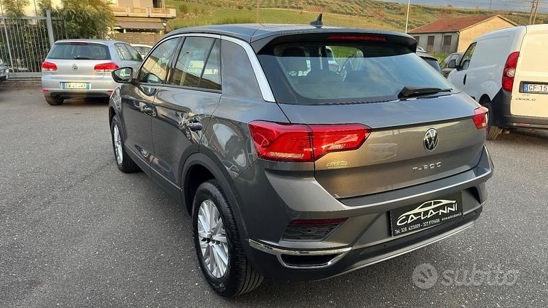 Usata VW T-Roc Advance 150 CV (110 kW) 2021 Grigio SUV