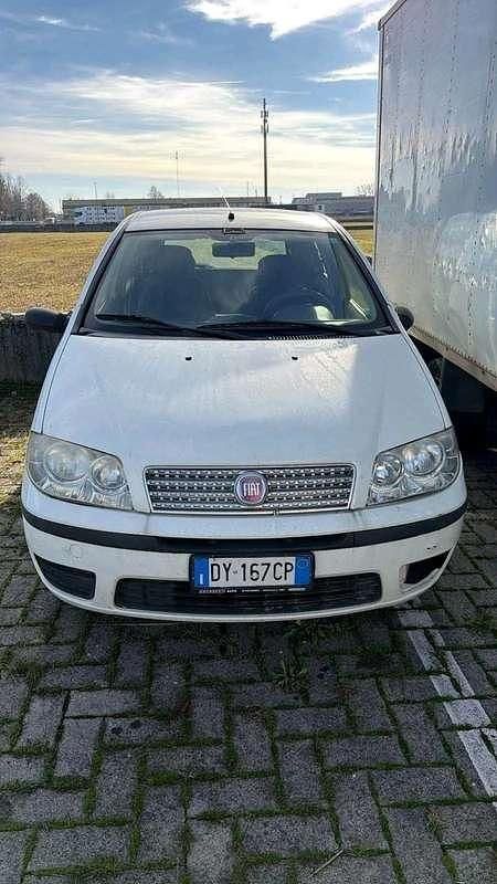 Usata Fiat Punto 79 CV (58 kW) 2004 Berlina