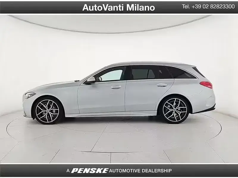 Usata Mercedes 220 Premium Plus 199 CV (146 kW) 2022 Argento Station wagon