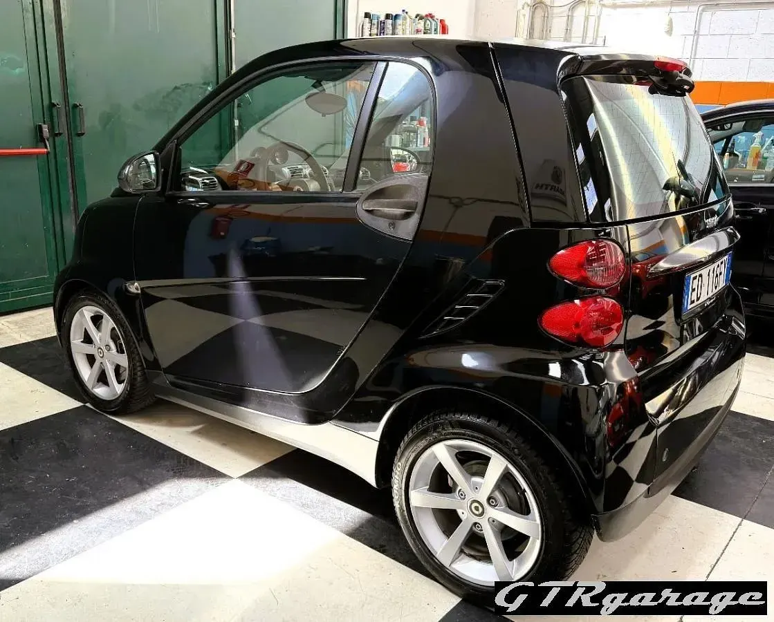 Usata Smart ForTwo Coupé Pulse 71 CV (52 kW) 2010 Nero Coupé