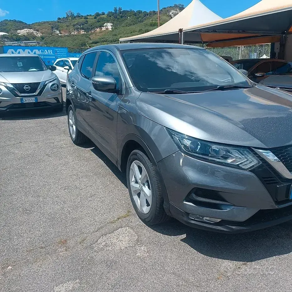 Usata Nissan Qashqai 110 CV (80 kW) 2018 Grigio SUV