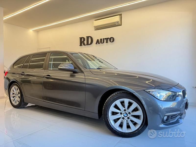 Usata BMW 316 Sport Line 116 CV (85 kW) 2017 Grigio Station wagon