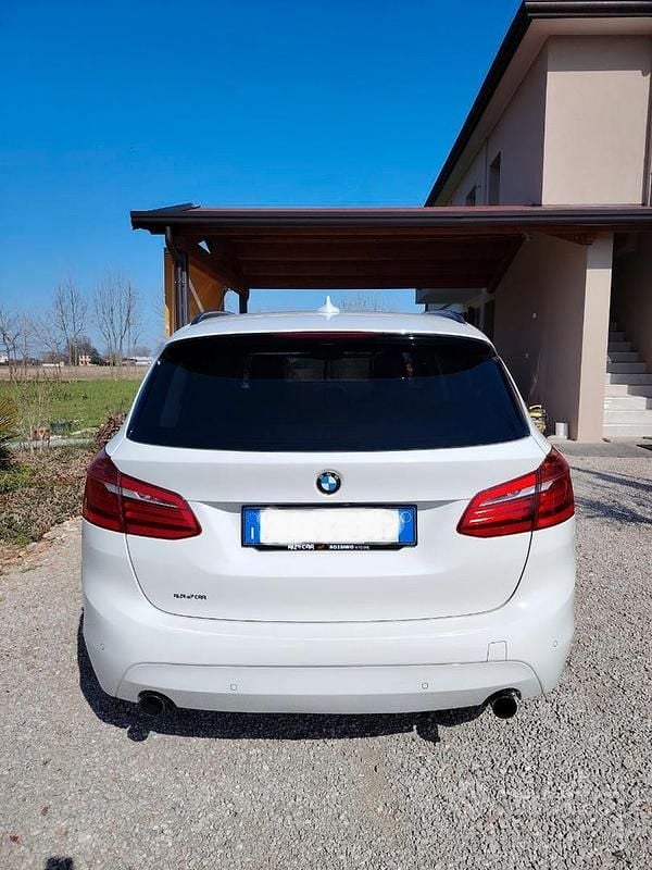 Usata BMW 220 Active Tourer Luxury Line 2017 Bianco Monovolume