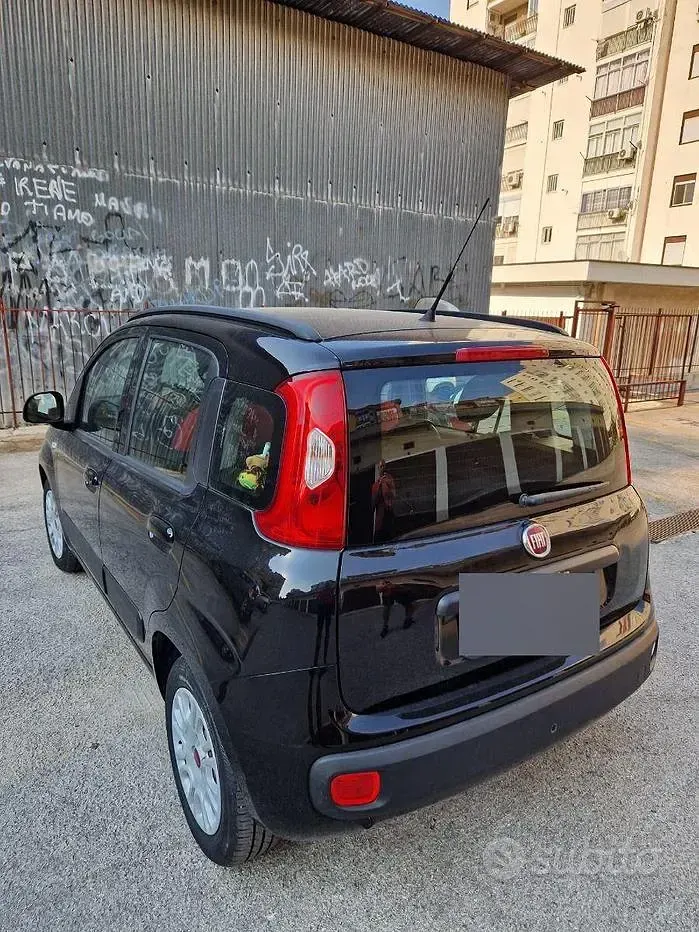 Usata Fiat Panda 69 CV (50 kW) 2017 Nero Utilitaria