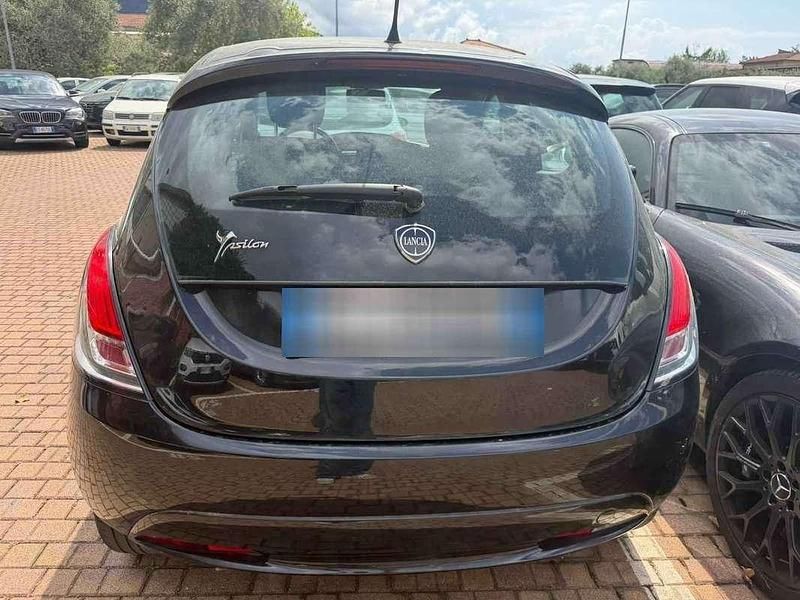 Usata Lancia Ypsilon 69 CV (50 kW) 2017 Utilitaria