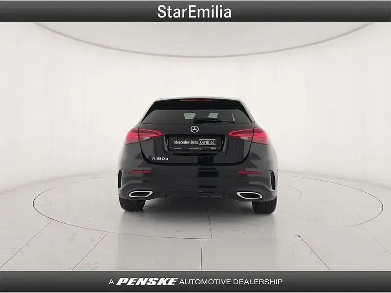 Usata Mercedes A180 Advanced 116 CV (85 kW) 2024 Nero Utilitaria