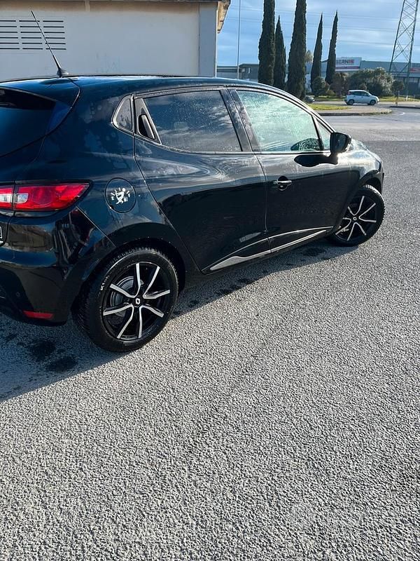 Usata Renault Clio IV 75 CV (55 kW) 2019 Nero Berlina