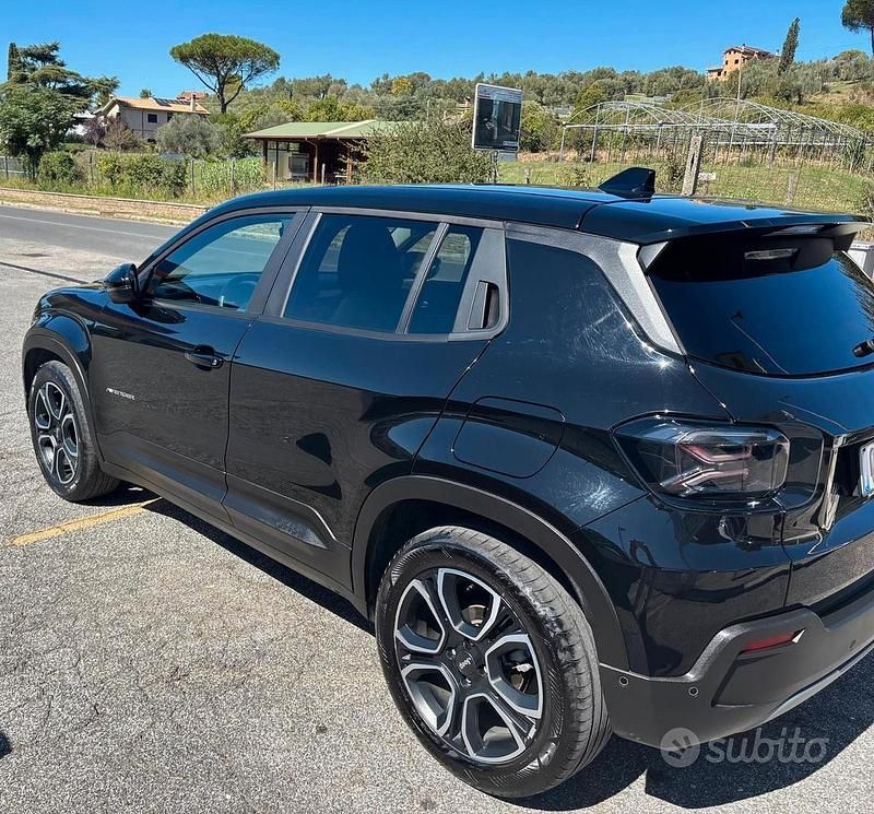 Usata Jeep Avenger 100 CV (73 kW) 2023 Nero SUV