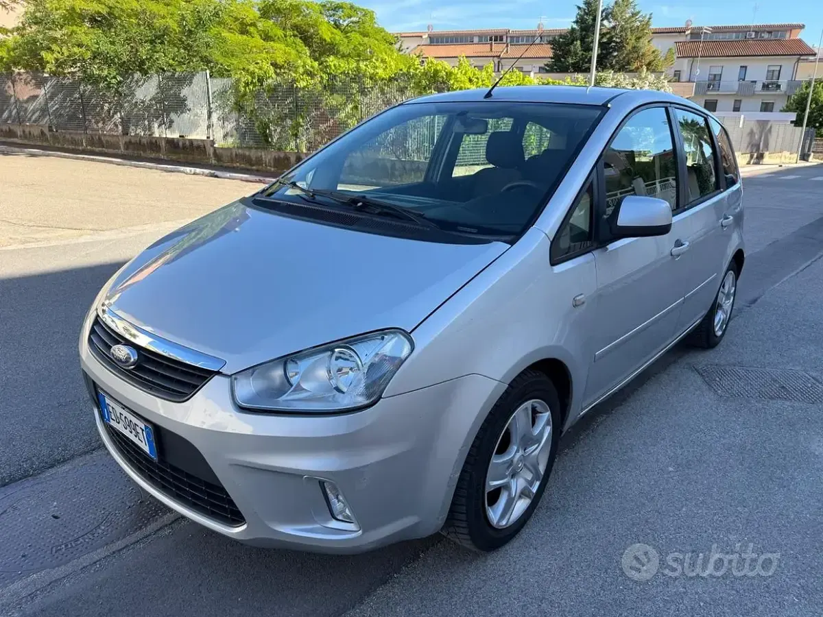 Usata Ford C-MAX Titanium 109 CV (80 kW) 2010 Grigio Monovolume