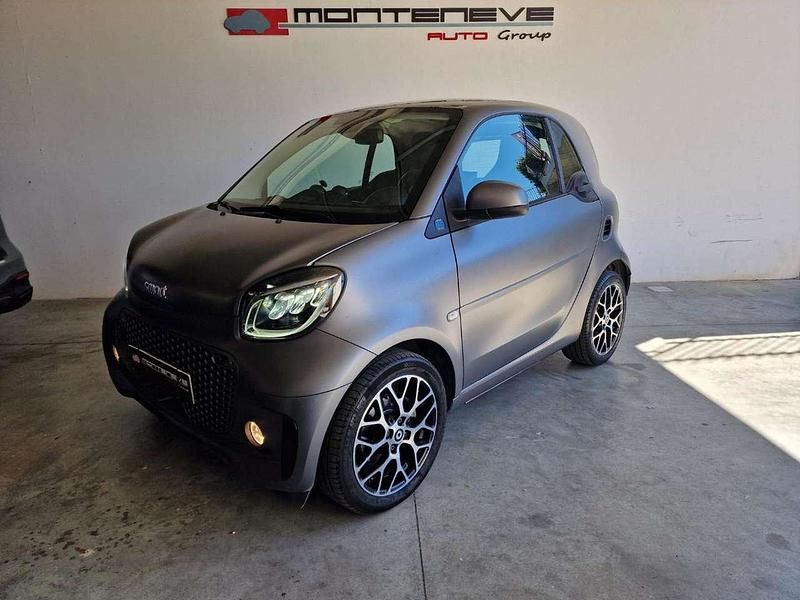 Grey mat Usata 2022 Smart ForTwo Coupé Prime Utilitaria | 13.700 € (Cara) - Immagine 1/4