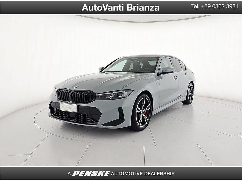 Usata BMW 320 M Sport 190 CV (139 kW) 2025 Grigio Utilitaria