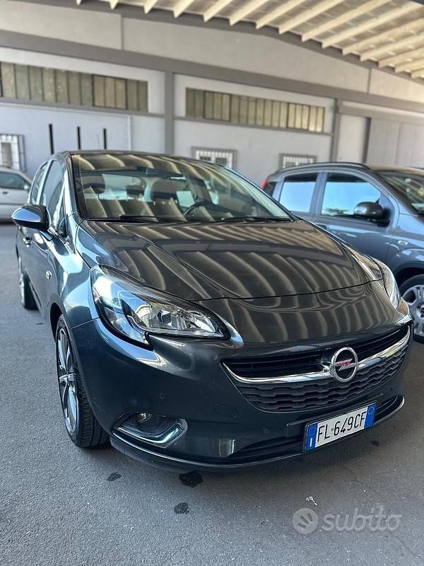 Usata Opel Corsa 90 CV (66 kW) 2017 Grigio Utilitaria