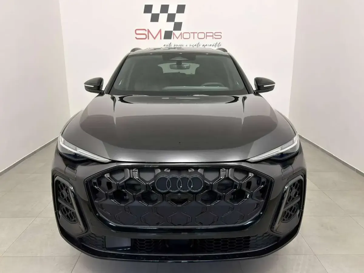 Nuova Audi Q5 Sportback S-Line 204 CV (150 kW) 2026 Nero mythos SUV