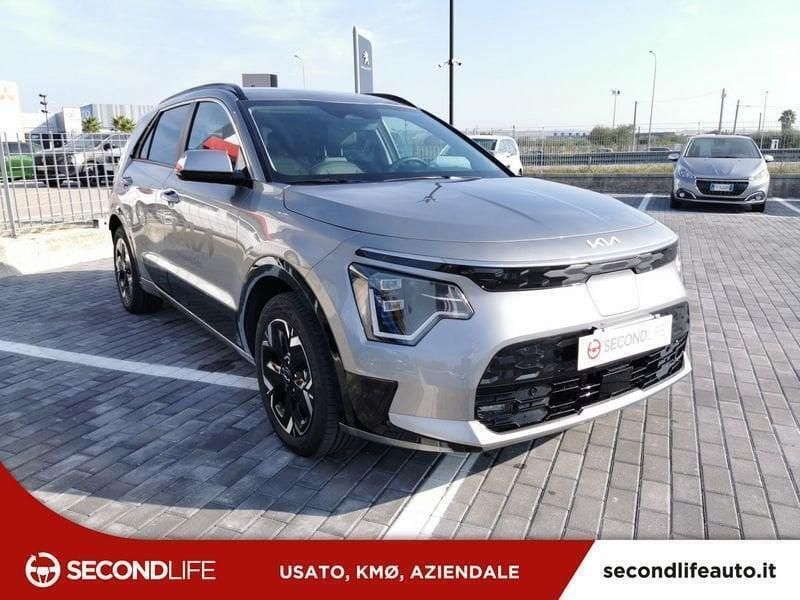Usata Kia e-Niro 49 kW (67 CV) 2023 Argento SUV