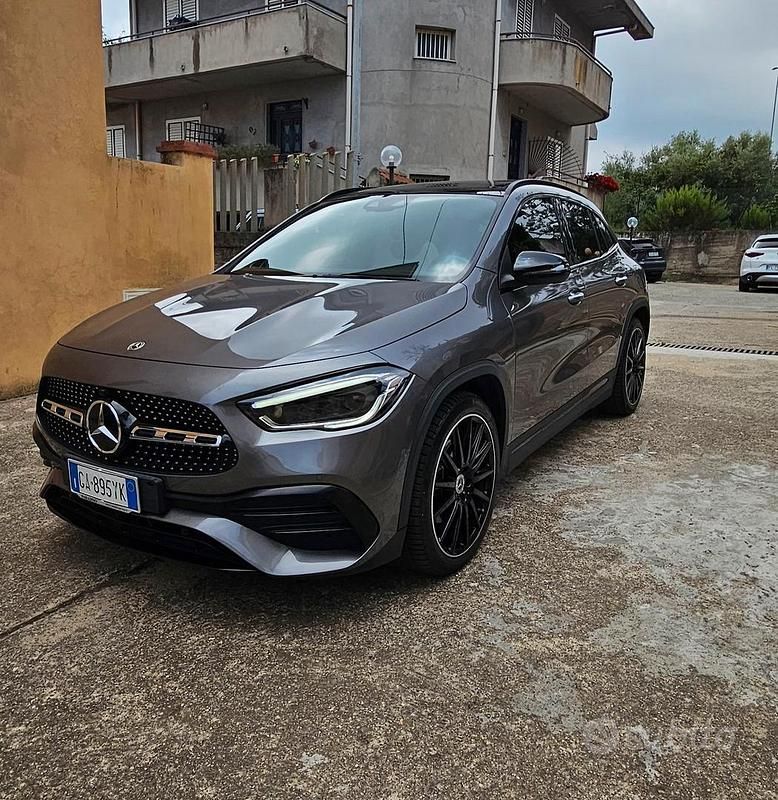 Usata Mercedes GLA200 Premium 2021 Grigio SUV