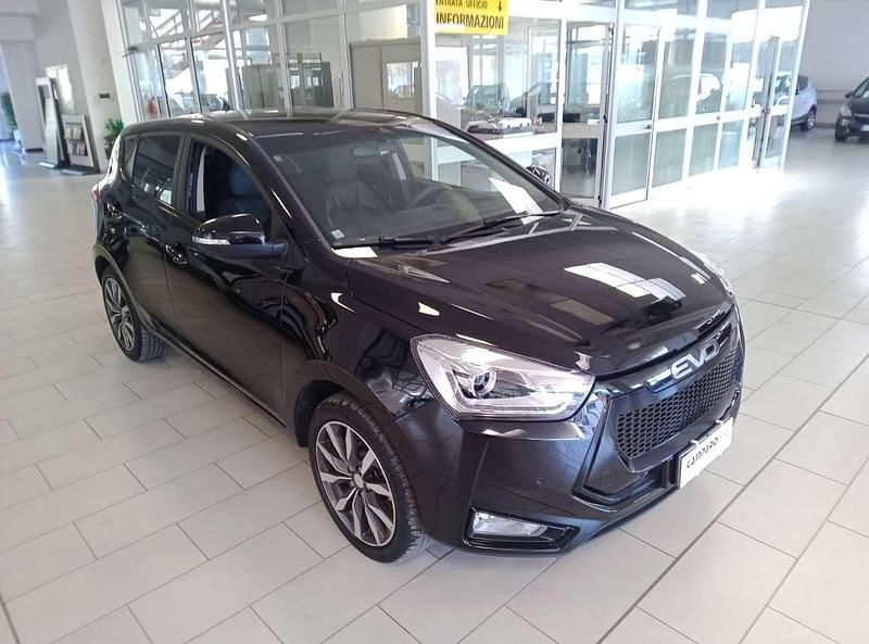Usata EVO Evo 3 107 CV (78 kW) 2023 Nero SUV