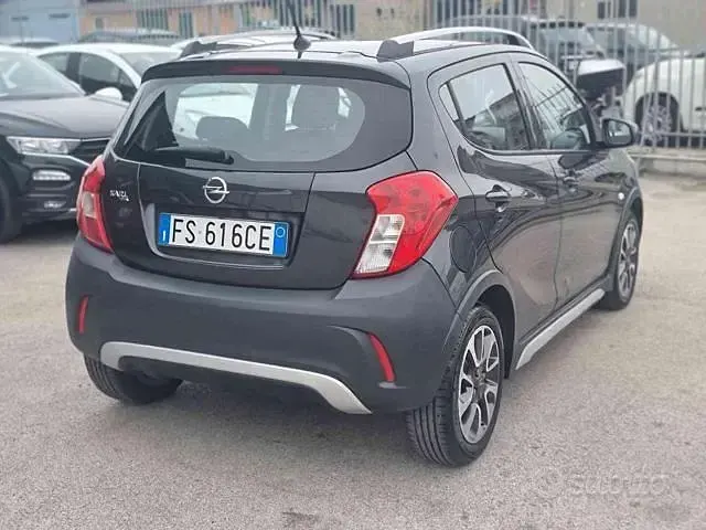 Usata Opel Karl Rocks 73 CV (53 kW) 2018 Grigio Utilitaria
