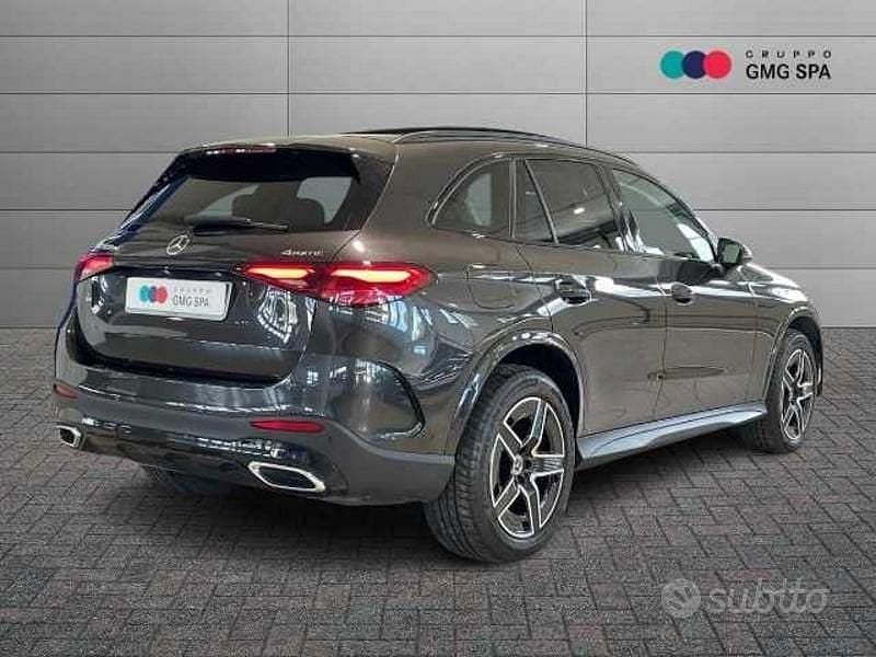 Usata Mercedes GLC300 Advanced 333 CV (244 kW) 2023 Grigio SUV