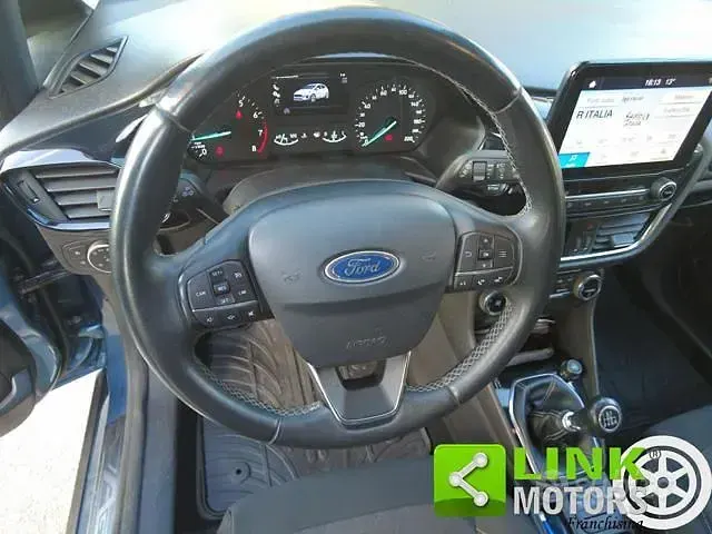 Second-hand Ford Fiesta Active 101 CP (74 kW) 2019 Albastru Hatchback