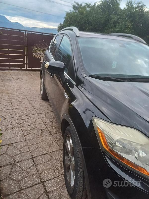 Usata Ford Kuga 115 CV (84 kW) 2008 Nero SUV