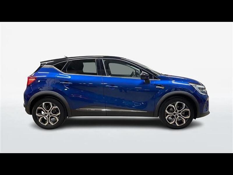 Usata Renault Captur Techno 145 CV (106 kW) 2023 Blu scuro SUV