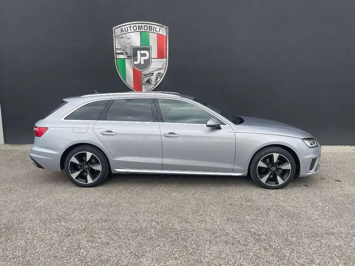Usata Audi A4 S-Line 163 CV (119 kW) 2022 Grigio Station wagon