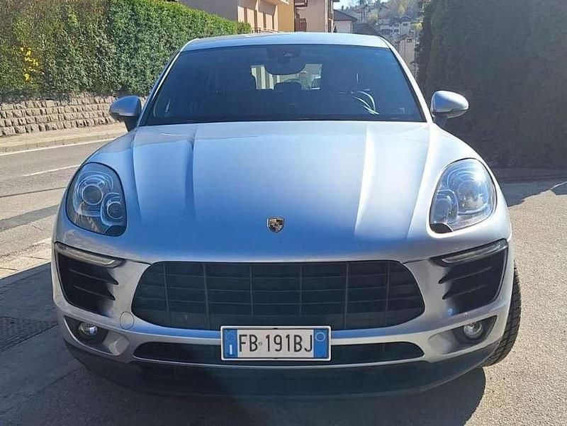 Usata Porsche Macan 250 CV (183 kW) 2015 Argento SUV