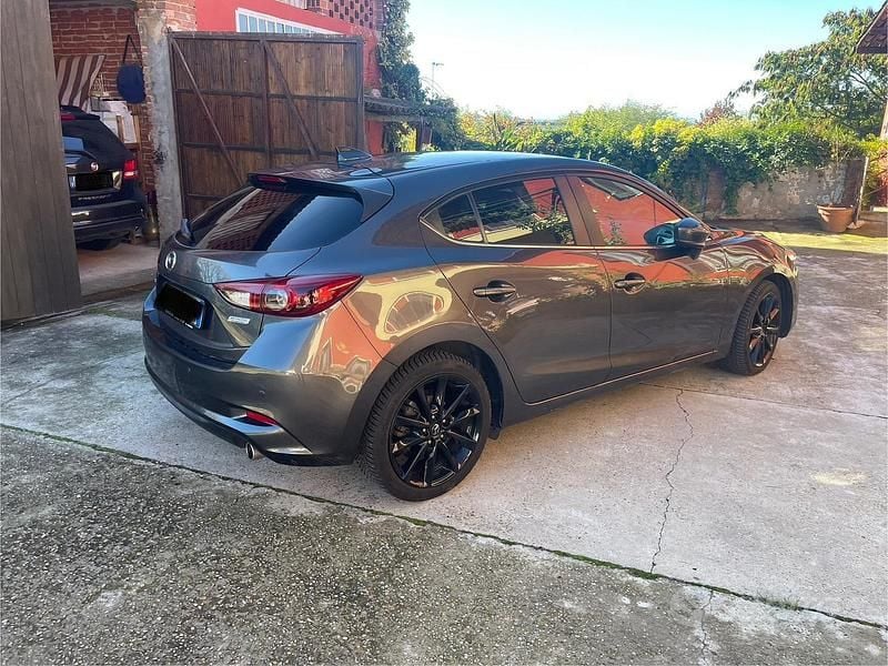 Usata Mazda 3 105 CV (77 kW) 2017 Grigio Coupé