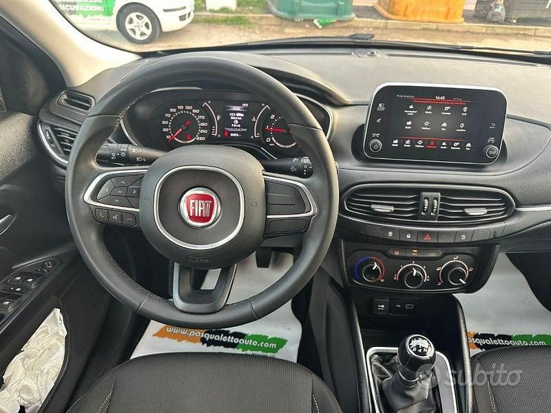 Usata Fiat Tipo Business 95 CV (69 kW) 2019 Marrone Station wagon