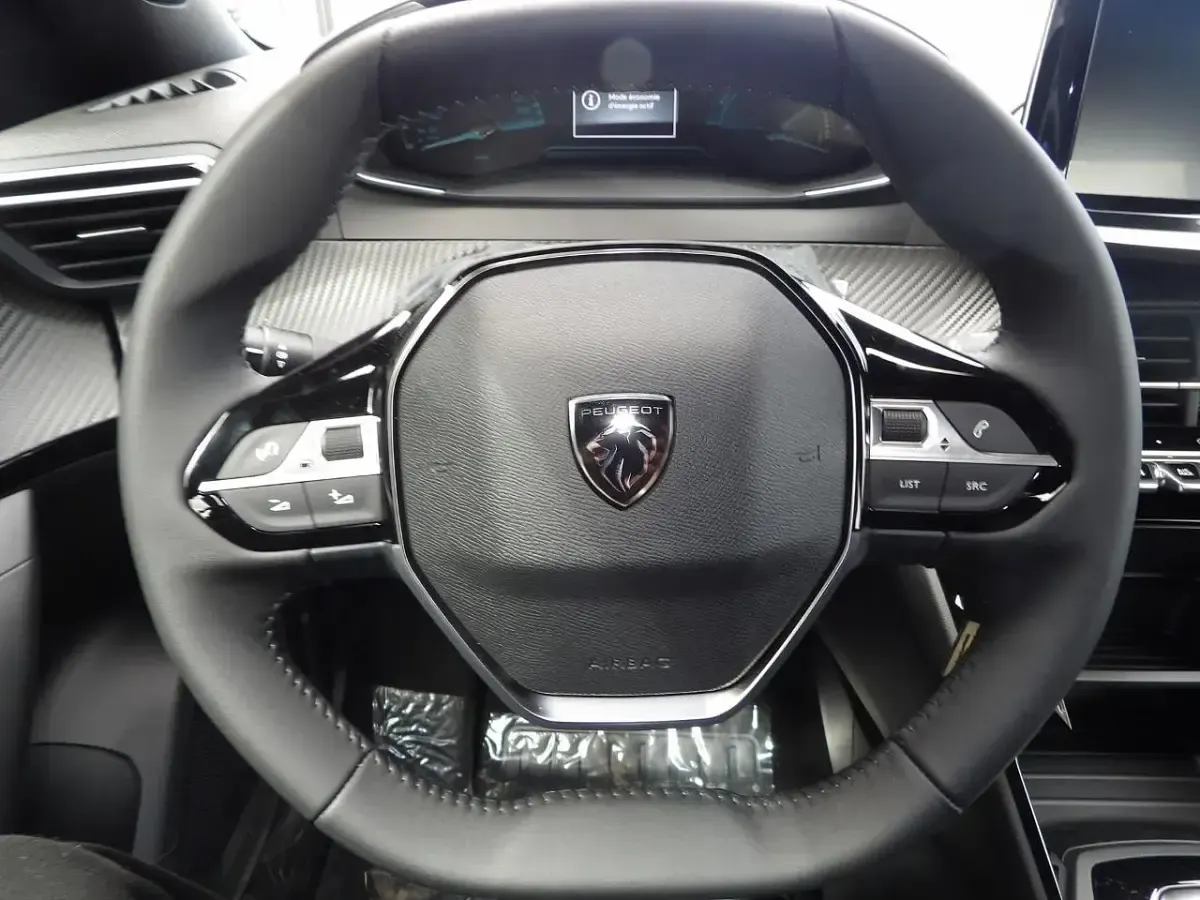 Nuova Peugeot 2008 Style 110 CV (80 kW) 2026 Nero SUV