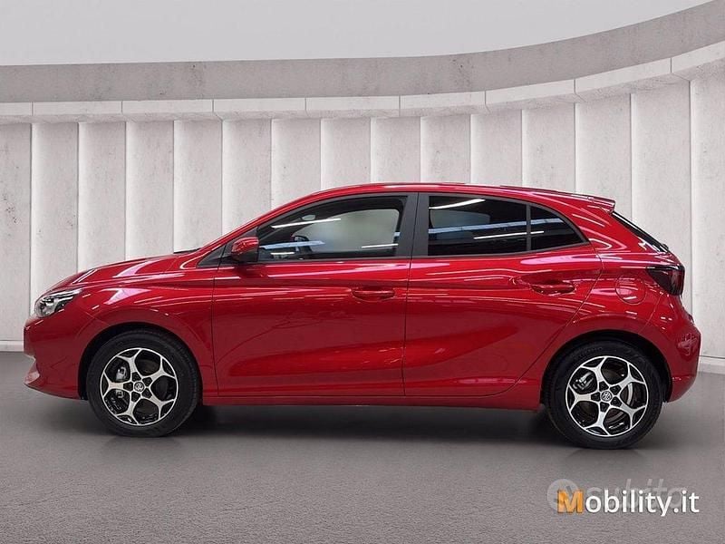 Usado MG MG3 Luxury 194 CV (142 kW) 2024 Rojo Utilitario