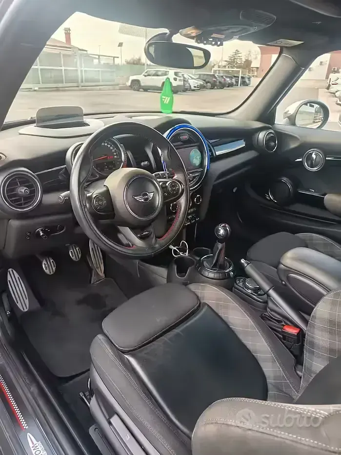 Usata Mini Cooper S Clubman 192 CV (141 kW) 2017 Grigio Station wagon