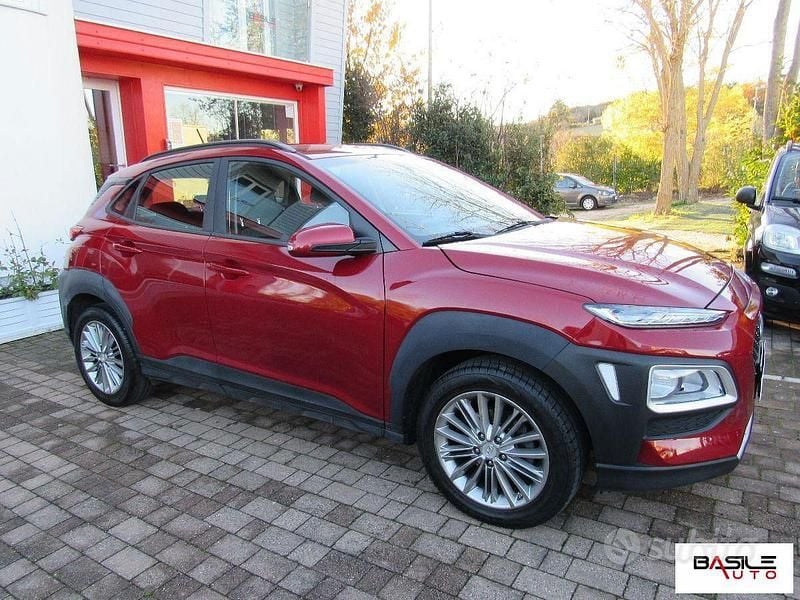 Usata Hyundai Kona Style 116 CV (85 kW) 2018 Rosso SUV