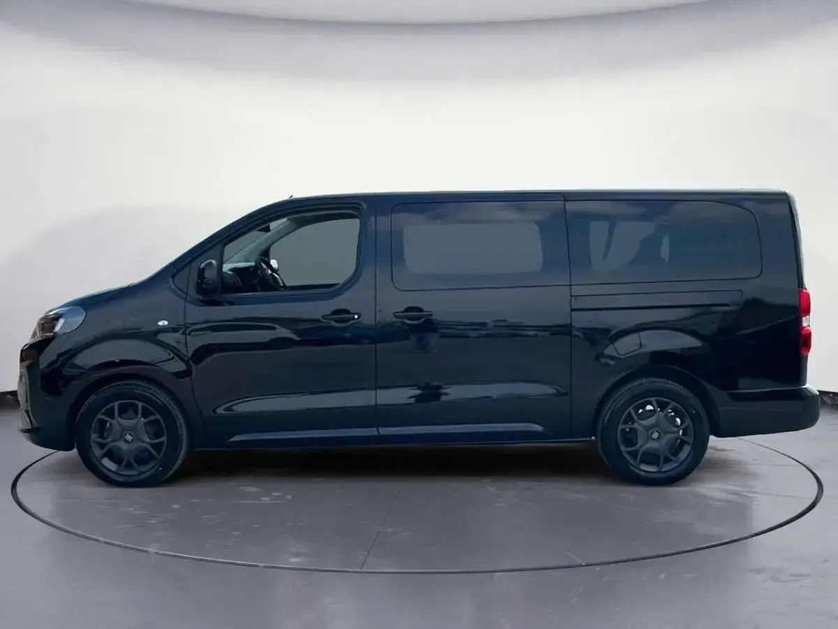 Usata Fiat E-Ulysse 130 kW (177 CV) 2025 Nero Monovolume