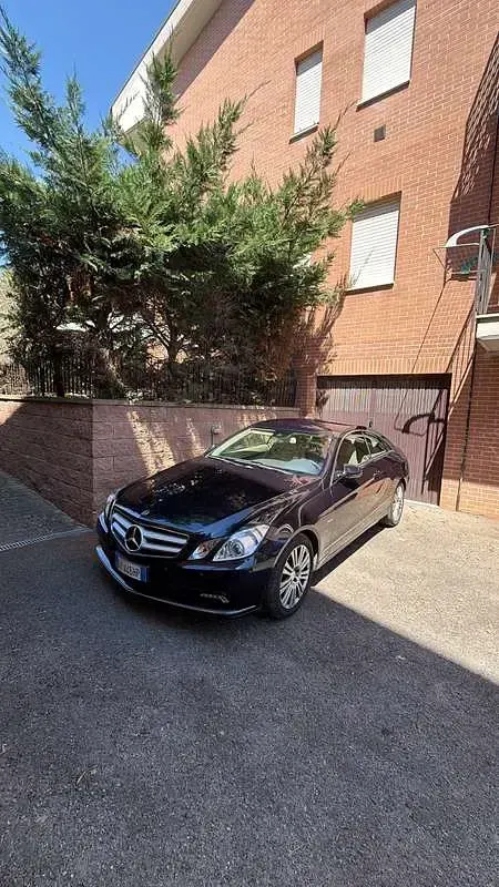 Usata Mercedes E250 Avantgarde 204 CV (150 kW) 2009 Coupé