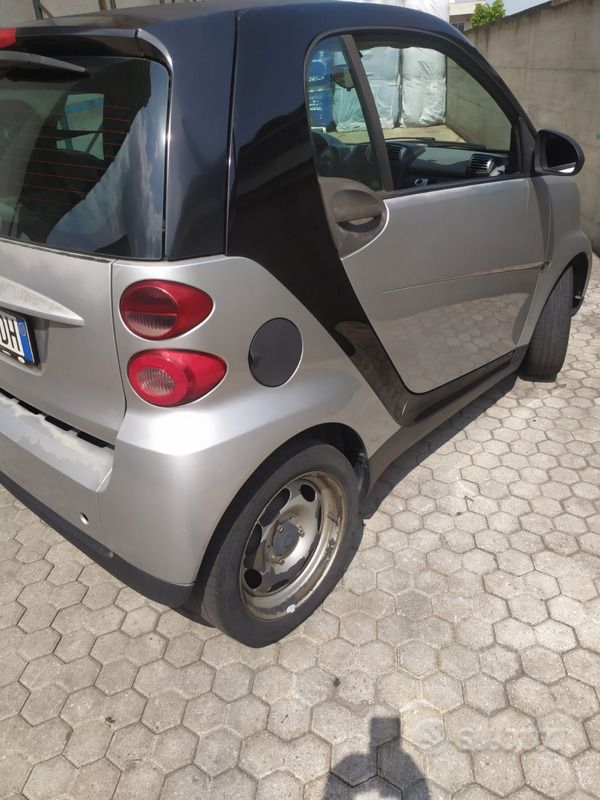 Usata 2008 Smart ForTwo Coupé Due volumi | 4200 € - Immagine 1/4