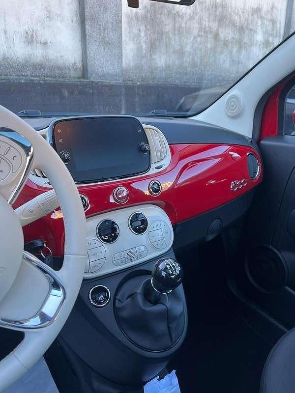Usata Fiat 500 Dolcevita 69 CV (50 kW) 2025 Rosso Utilitaria