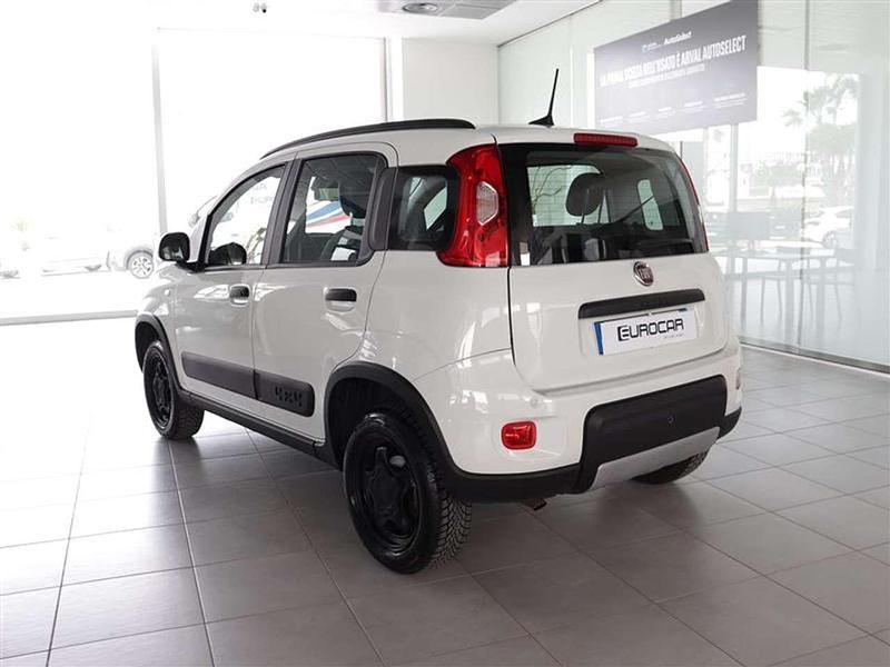 Usata Fiat Panda 4x4 Wild 86 CV (63 kW) 2022 Bianco Utilitaria