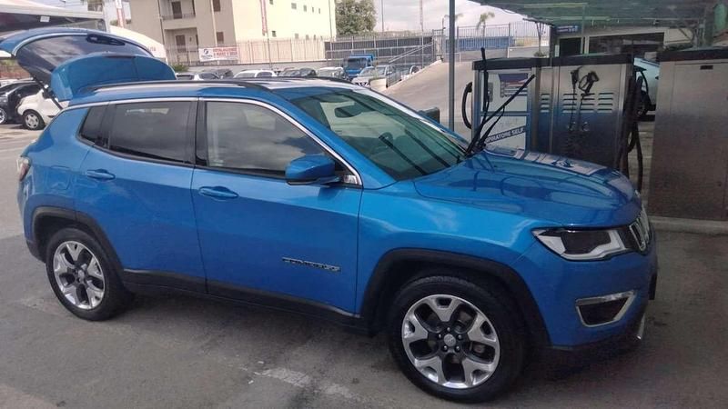 Usata Jeep Compass Limited 120 CV (88 kW) 2019 Blu/azzurro SUV