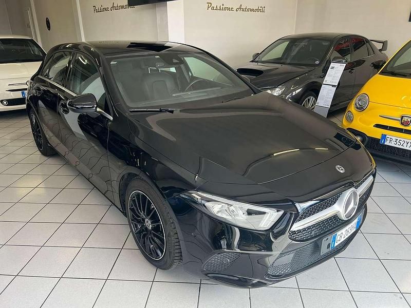 Usata Mercedes A180 Premium 116 CV (85 kW) 2020 Nero Berlina