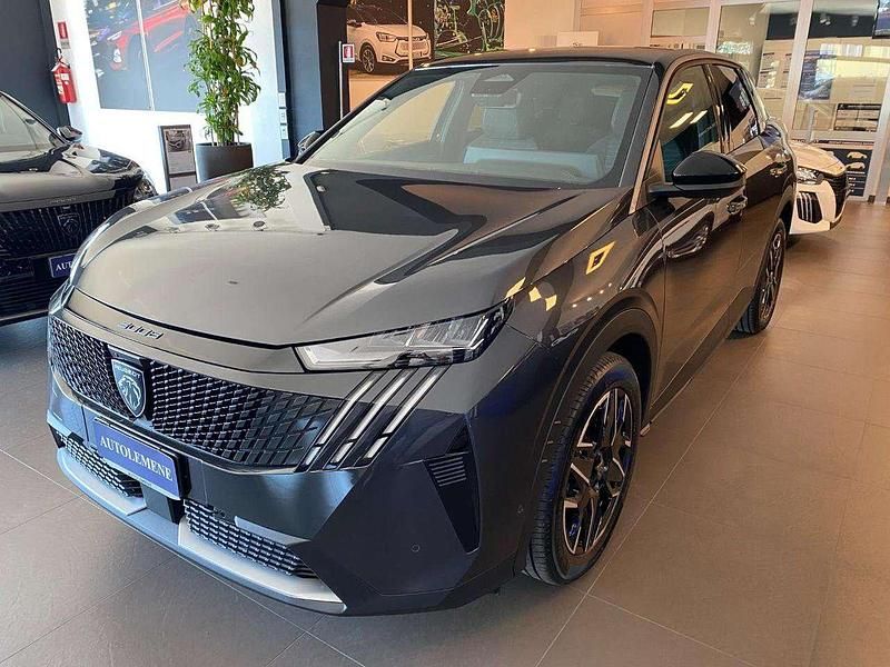 Usata Peugeot 3008 Allure 145 CV (106 kW) 2024 Grigio scuro SUV