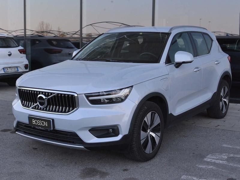 Usata Volvo XC40 Inscription 180 CV (132 kW) 2020 Grigio SUV