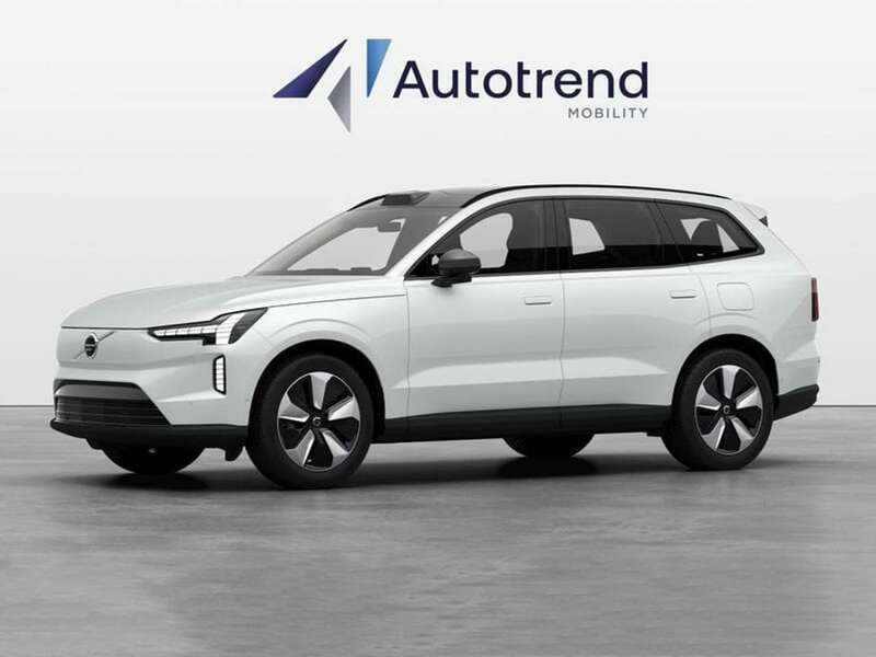 Nuova Volvo EX90 Core 205 kW (279 CV) 2025 Bianco SUV