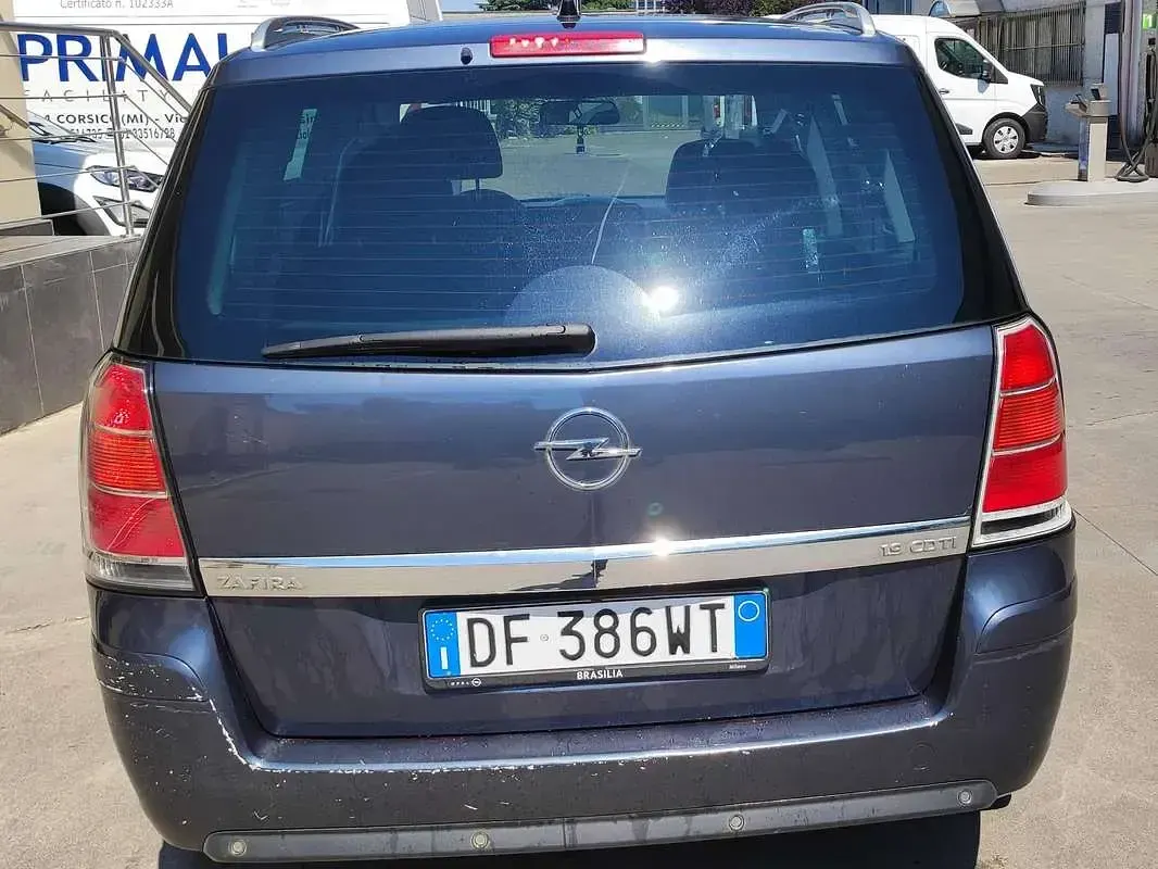 Usata Opel Zafira Cosmo 120 CV (88 kW) 2007 Blu/azzurro Monovolume