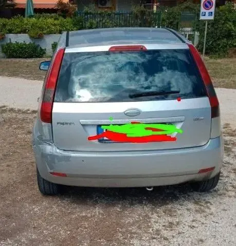 Usata Ford Fiesta 49 CV (36 kW) 2005 Grigio Utilitaria