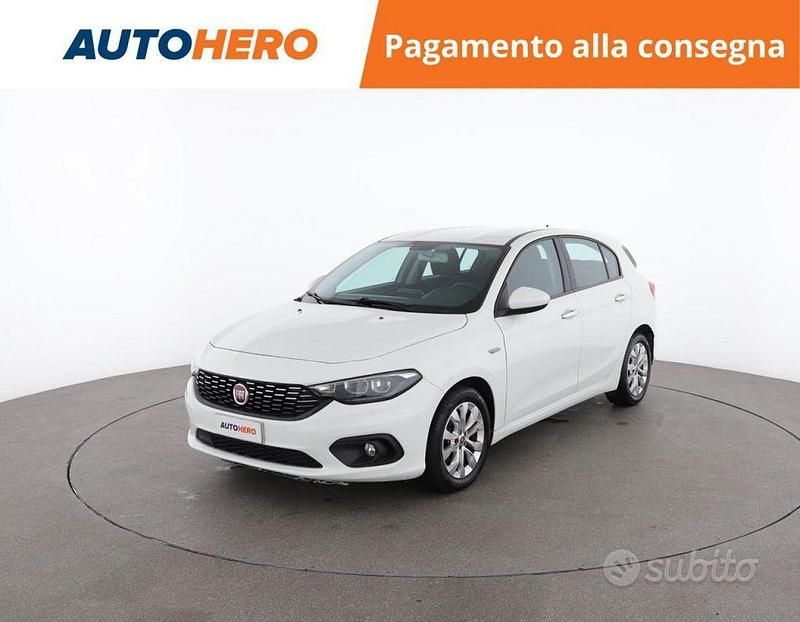 Bianco Usata 2019 Fiat Tipo Lounge Tre volumi | 9699 € (Buon prezzo) - Immagine 1/2