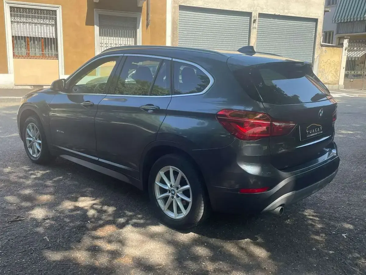 Usata BMW X1 136 CV (100 kW) 2018 Grigio SUV