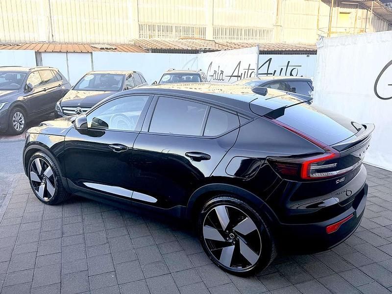 Usata Volvo C40 Ultimate 300 kW (408 CV) 2023 Nero SUV